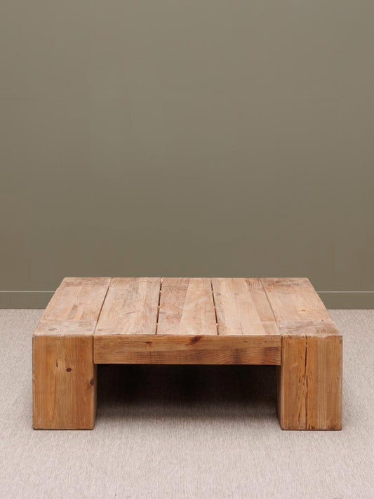 Table basse carrée pin recyclé Yakta vue de face — Bōme