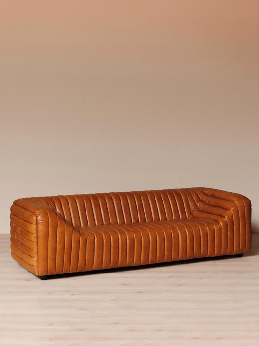 Canapé lounge cuir whisky Freud angle 3/4 — Bōme