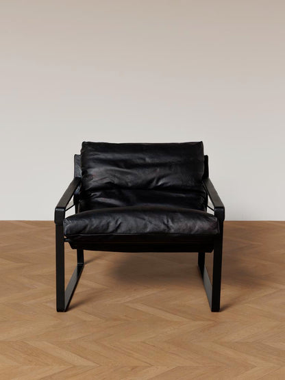 Fauteuil lounge cuir noir Gabor vue de face — Bōme