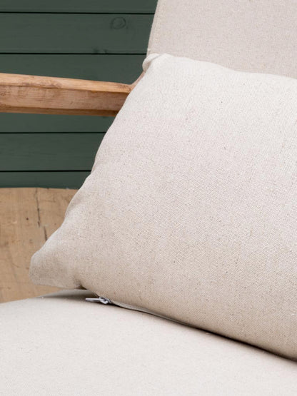 Détail tissu coton lin beige fauteuil Chassepierre — Bōme