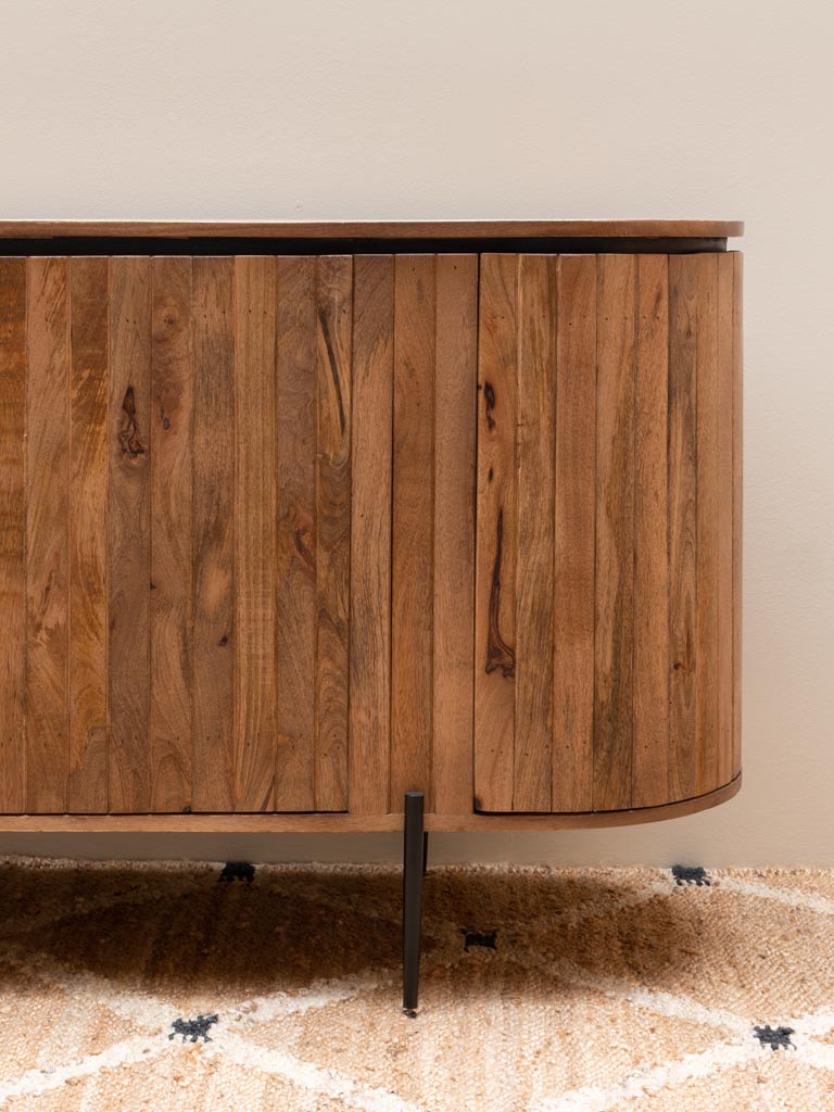 Détail angles arrondis manguier buffet Ainigma — Bōme