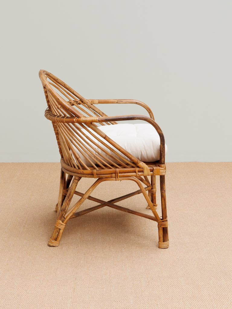 Chaise Manille rotin bois foncé profil — Bōme
