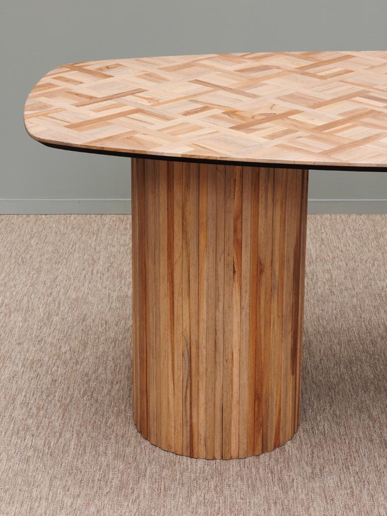 Détail base cylindrique cannelée teck table Alezan — Bōme