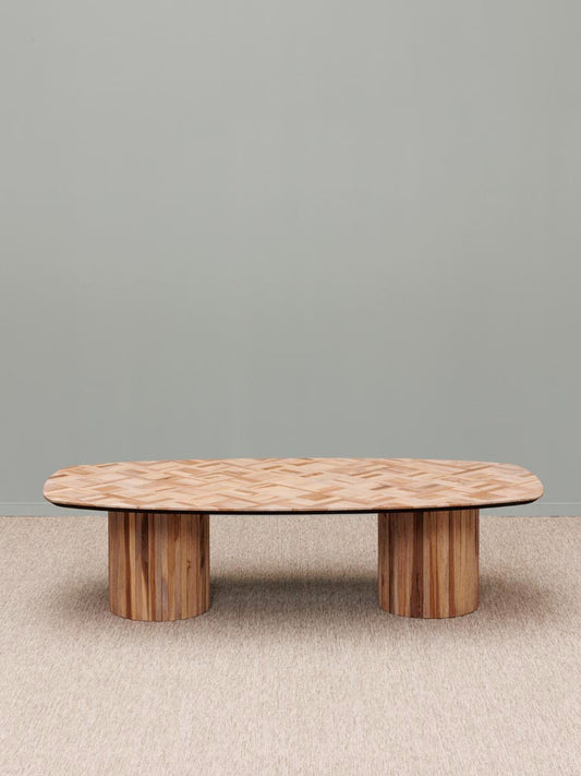 Table basse Alezan teck recyclé pieds cylindriques profil — Bōme