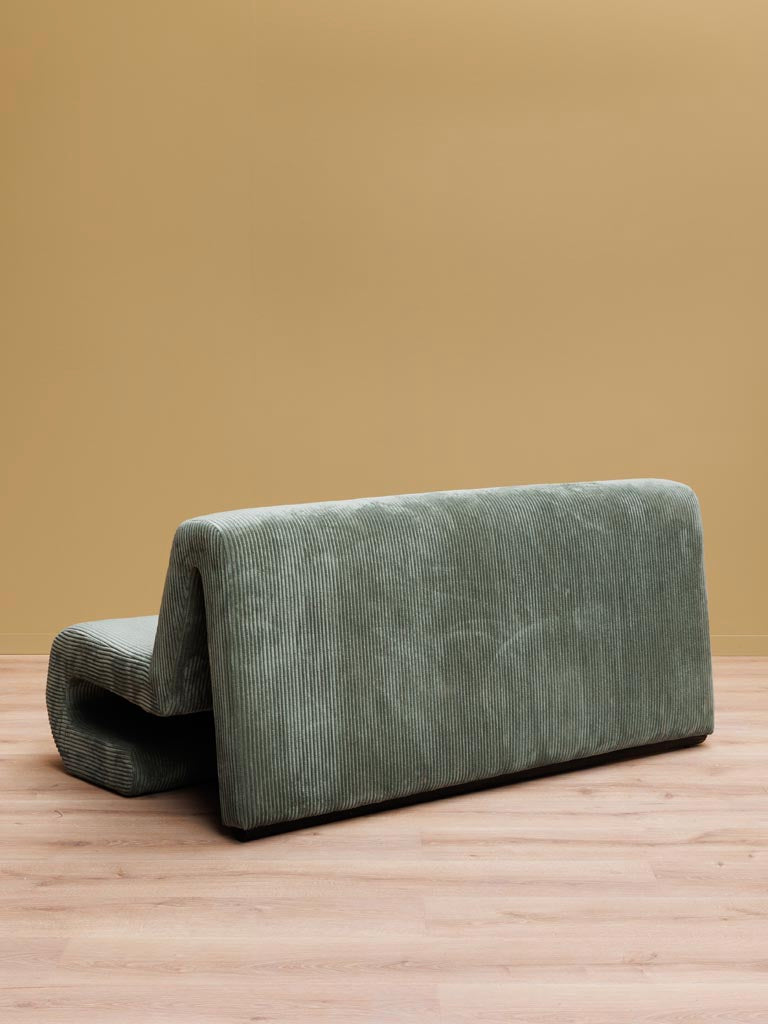 Banquette sculpturale vert sauge Tribeca angle 3/4 — Bōme