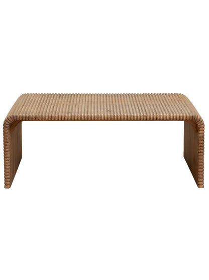 Table basse cannelée manguier bois moyen Arcana vue de face — Bōme