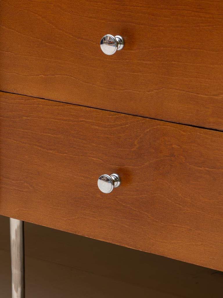 Détail tiroirs chrome bouleau bureau Maurice — Bōme