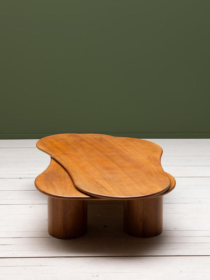 Table basse nuage manguier bois chaud Synergy vue de face — Bōme