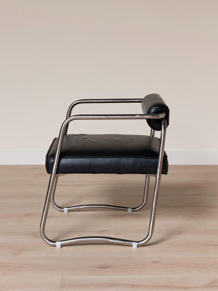 Fauteuil design petit espace Tubica ambiance chambre — Bōme