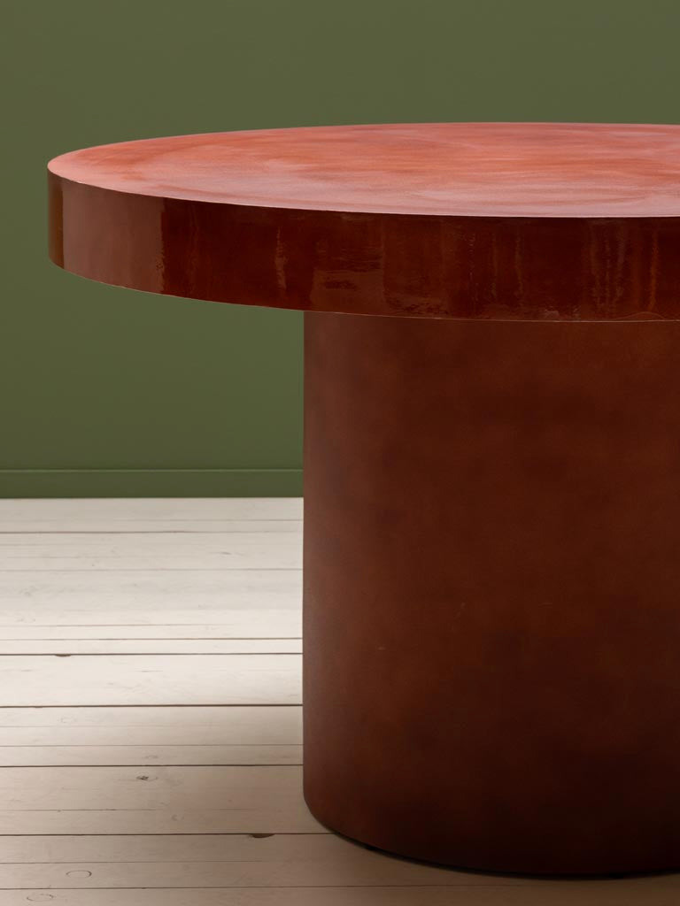 Détail finition  brillant table Grenade rouge bordeaux — Bōme