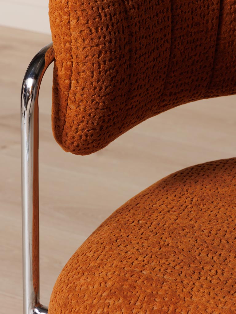Détail assise tissu marron chaise London — Bōme