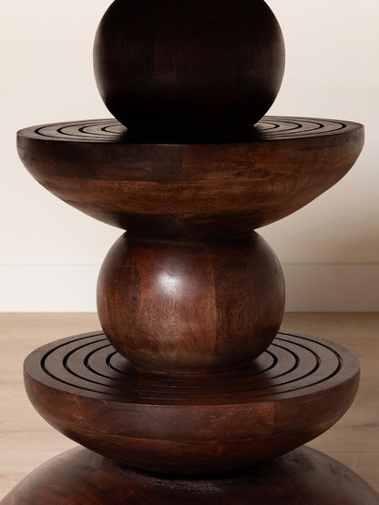 Détail motifs concentriques gravés manguier base table Cup — Bōme